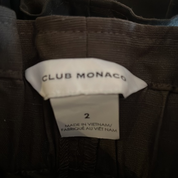Club Monaco size 2 Darcee Shorts in Olive - Picture 7 of 8